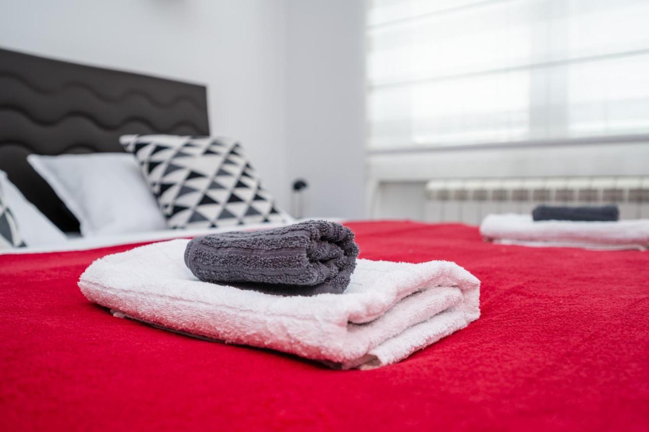 Bright 1Bdr Apartment In The City Center SJJ Exteriér fotografie